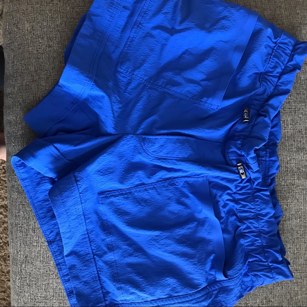 Athleta size 0 blue hiking shorts